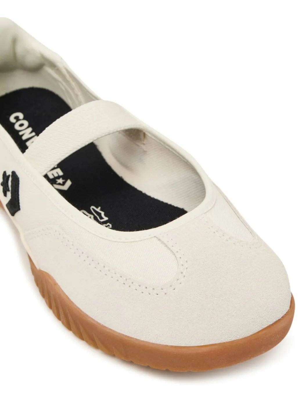 Ballerine Run Star Trainer Ballet Flat A16250C Écru