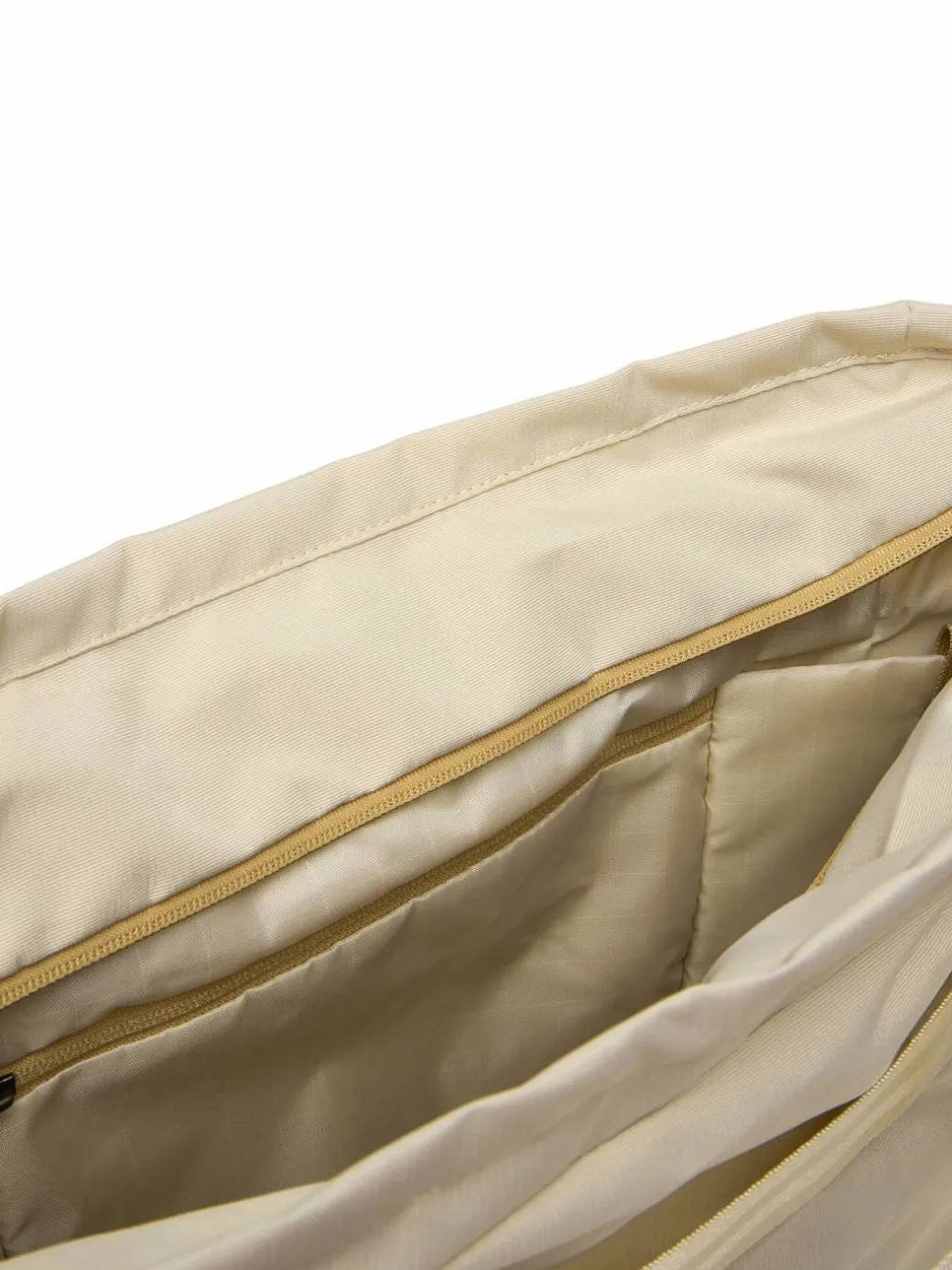 Borsa Mentle 22L F25494U1509 Crema