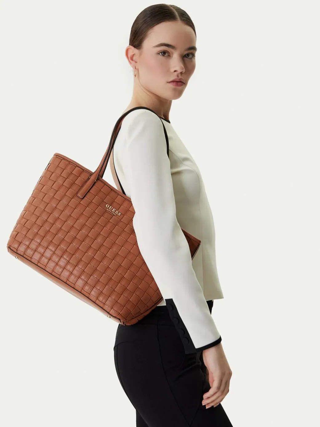 Borsetta Sandy HWWG84 18230 Marrone