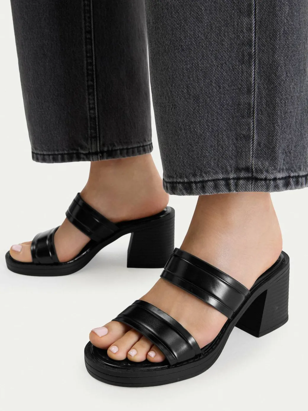 Ciabatte CEO-R26SS03008 Nero