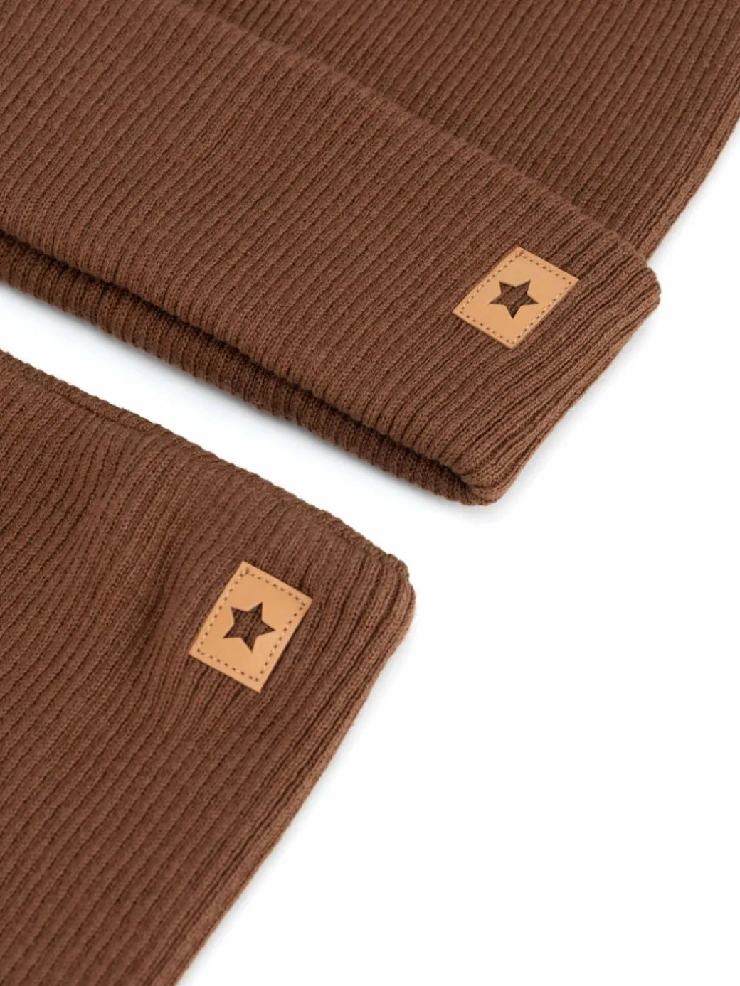 Completo cappello e scaldacollo 8KF-002-AW24 Marrone