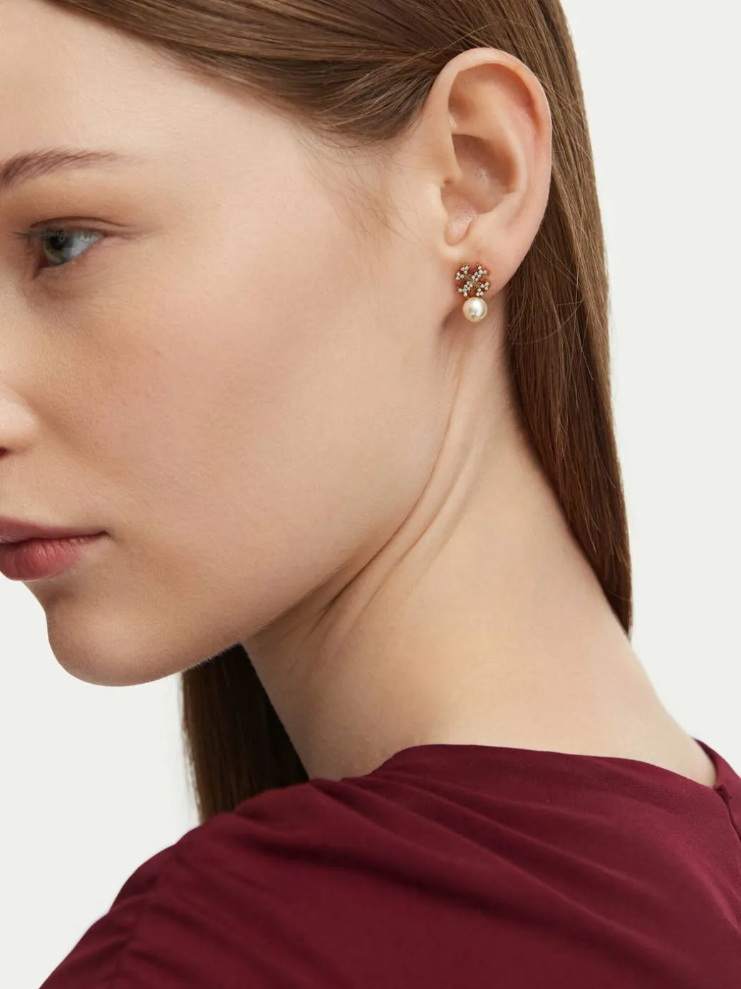 Orecchini LOGO AND PEARL STUD EARRINGS 184422 Oro