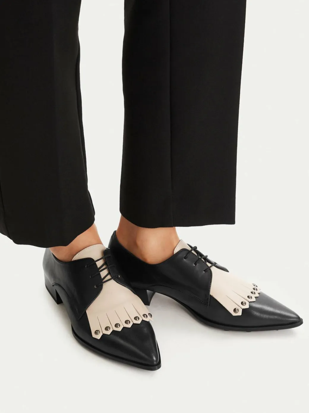 Oxfords BHI254263 Nero