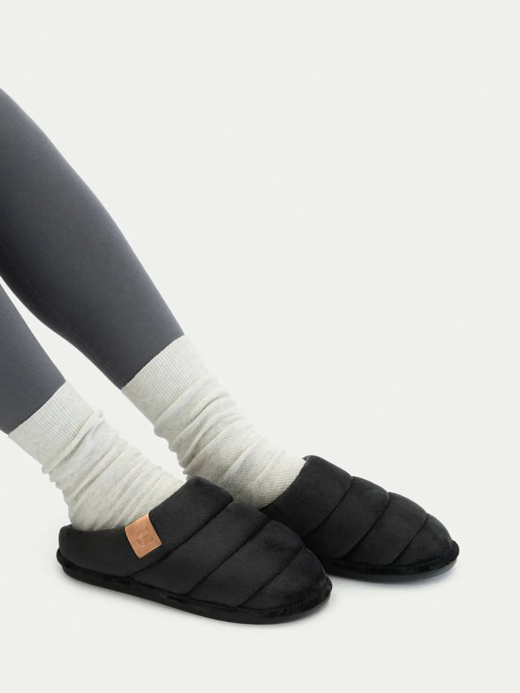 Pantofole CEO-WSS21717-01 Nero