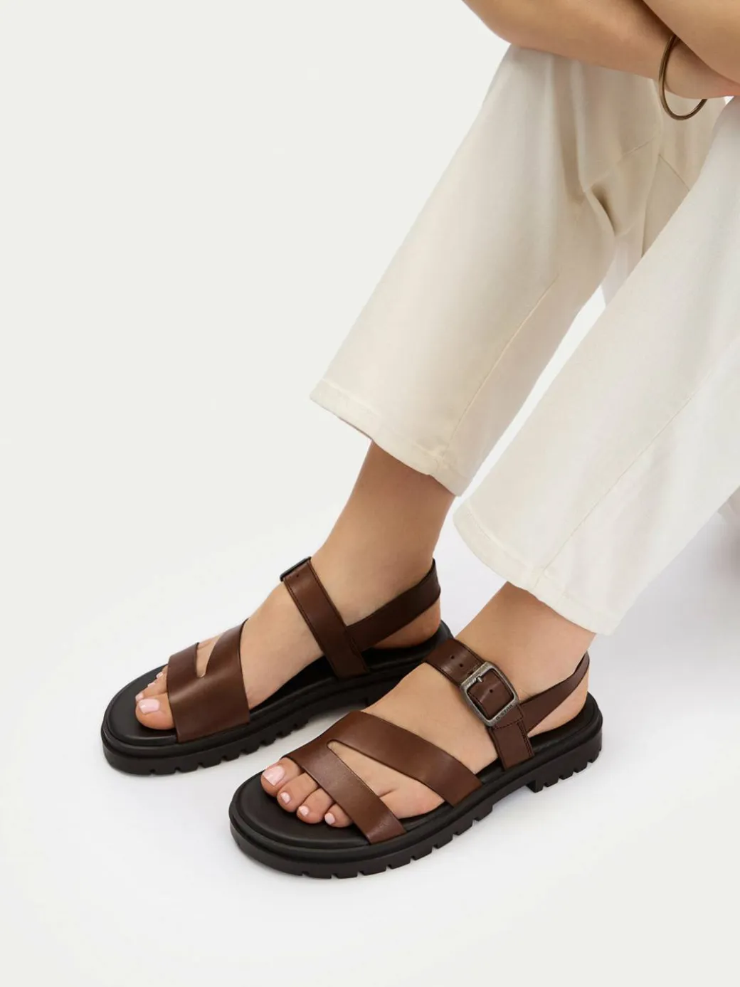 Sandali CEO-WI34-23568-01 Marrone