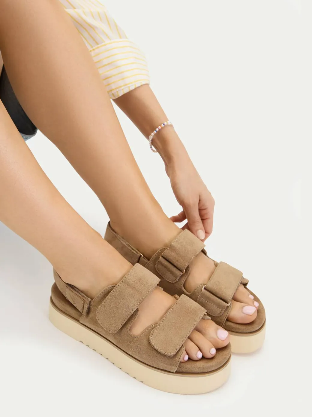 Sandali CWBEOB-HY22031-3 Beige