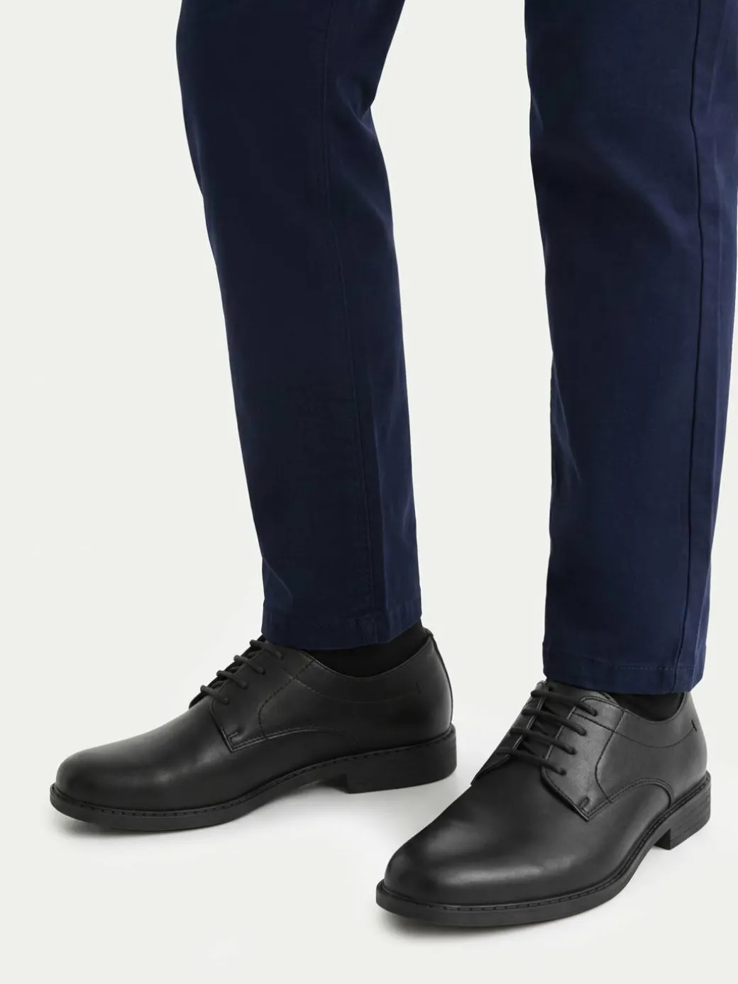 Scarpe basse CYL6146-7(V)CH Nero