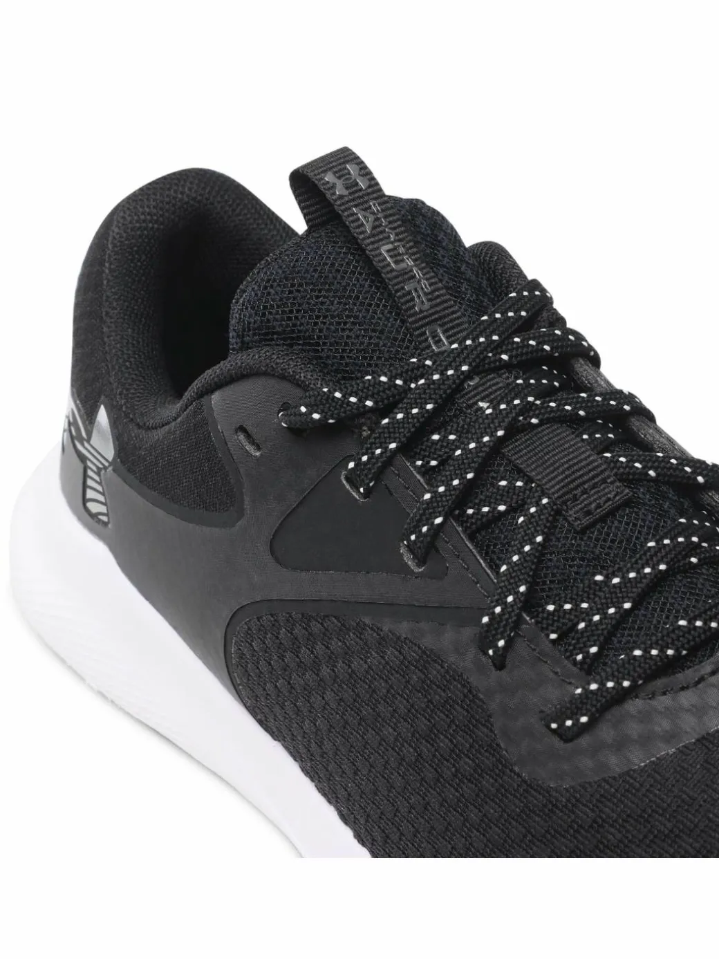 Scarpe da palestra Ua W Charged Aurora 2 3025060-001 Nero