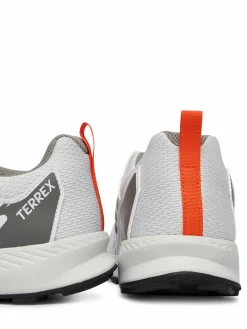 Scarpe da trekking Terrex Tracefinder JS0844 Grigio