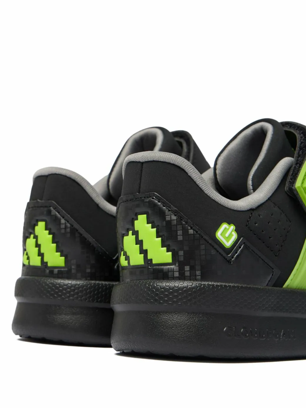 Sneakers Adidas Minecraft Lightorama Court Shoes Children KI9111 Nero