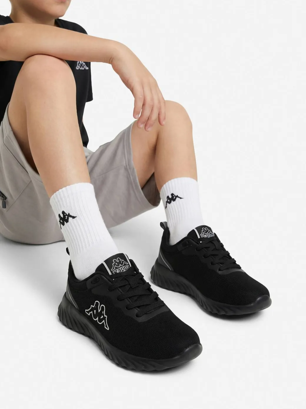 Sneakers CEOWB-SS24-3C007-J Nero