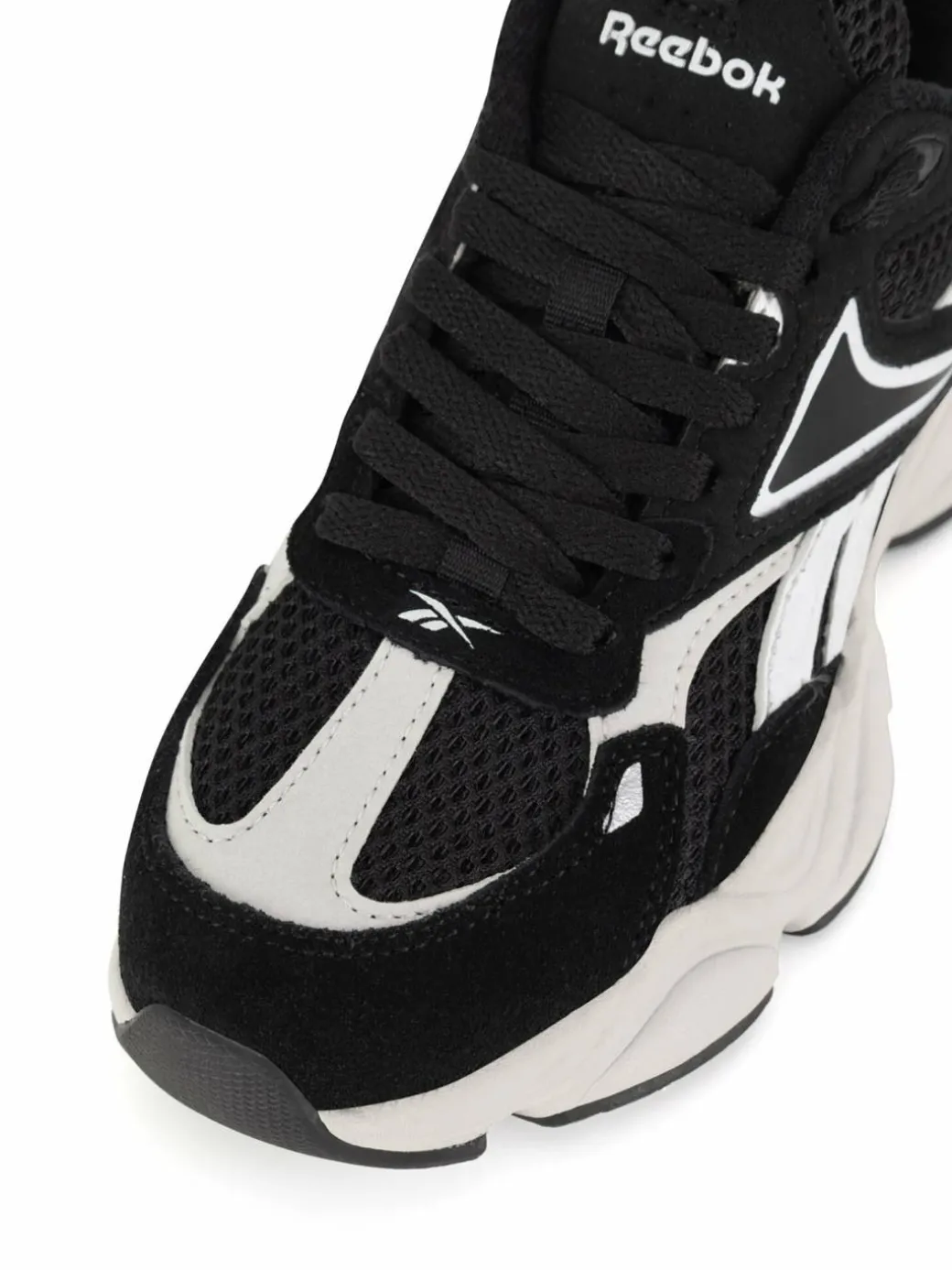 Sneakers CHARGE AR30246WBNW Nero