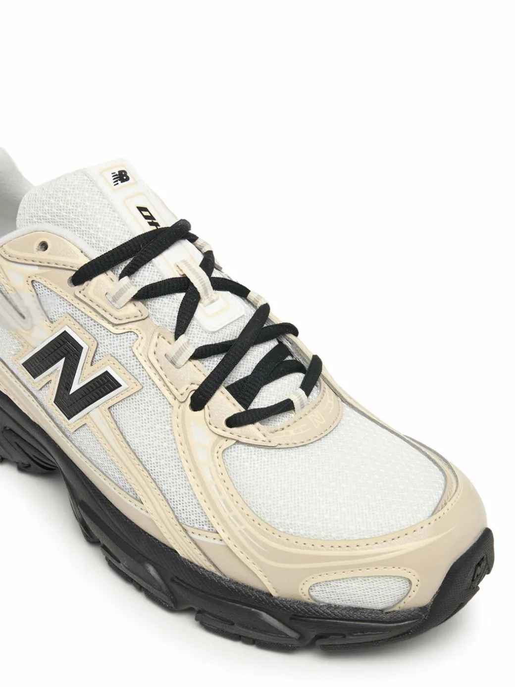 Sneakers U7404OO Beige
