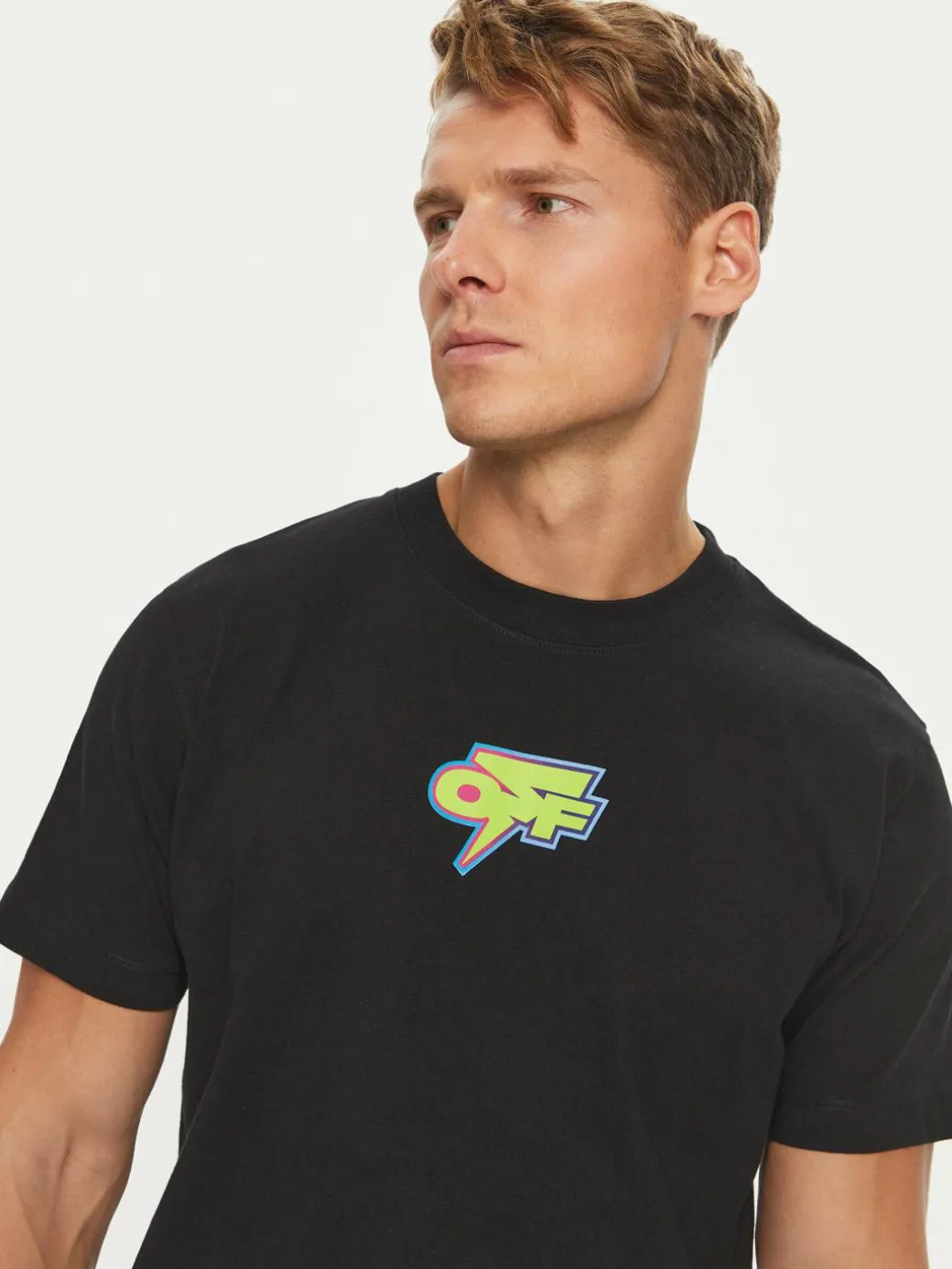 T-shirt OMAA027F22JER0071070 Nero Regular Fit